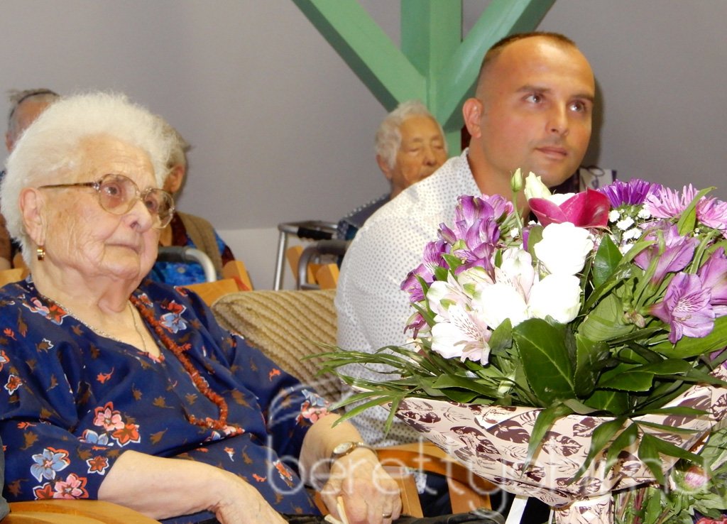 Marika néni 90 éves 30